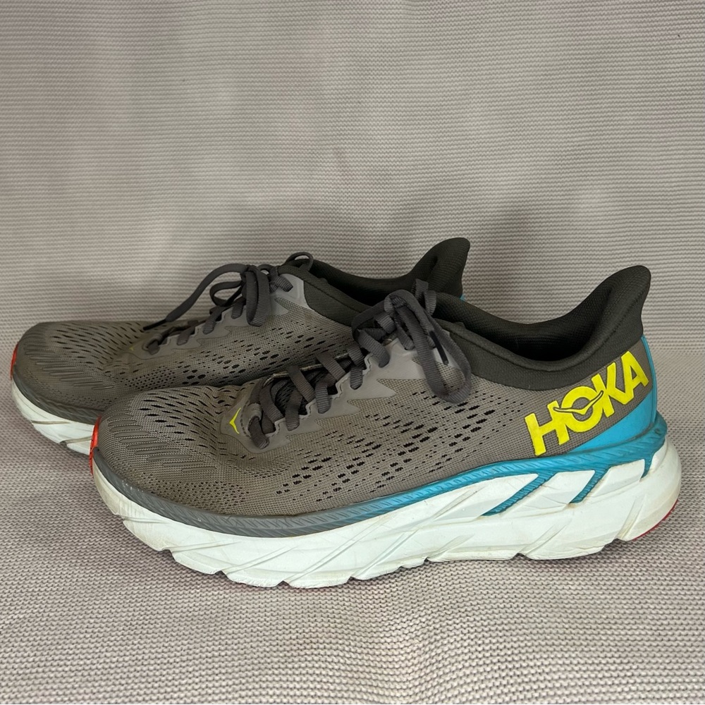 Hoka One One Clifton 7 Running Shoes-Women’s 10.5 Men’s 9